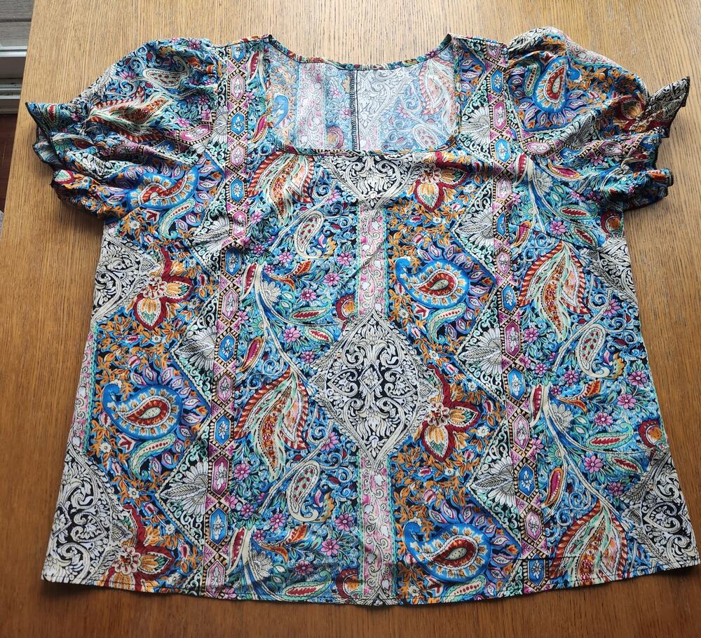 Women's 2XL Shein Curve Colorful Paisley Blouse Short Sleeve Flowing